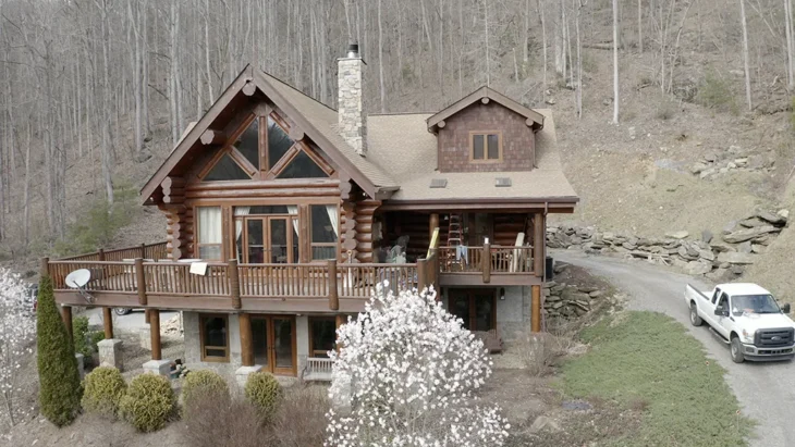 Log Cabin in the mountains